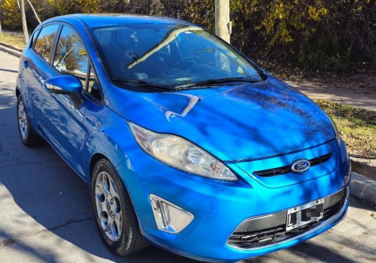 Ford Fiesta KD Usado en Mendoza, deRuedas