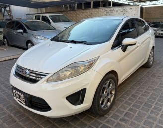 Ford Fiesta KD Usado en Mendoza Financiado