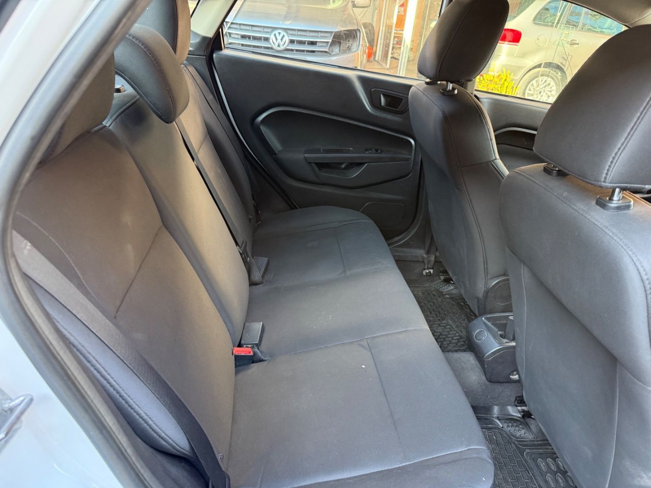 Ford Fiesta KD Usado Financiado en Mendoza, deRuedas