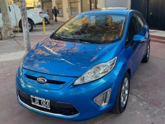 Ford Fiesta KD Usado en Mendoza