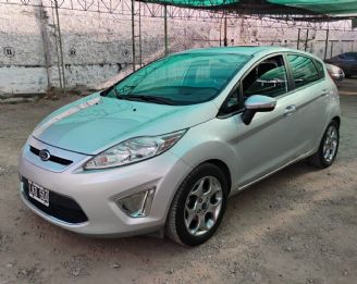 Ford Fiesta KD Usado en Mendoza