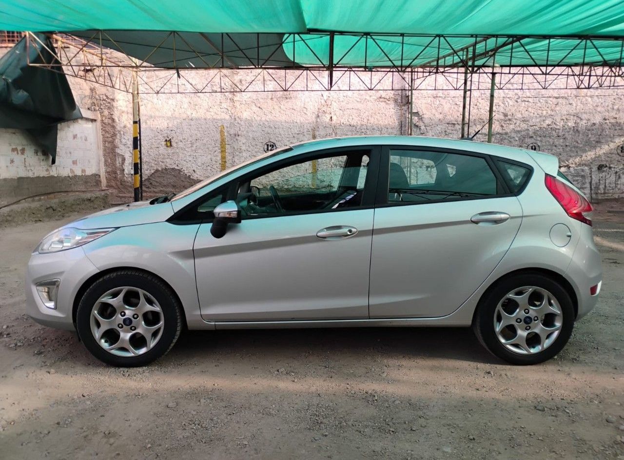 Ford Fiesta KD Usado en Mendoza, deRuedas