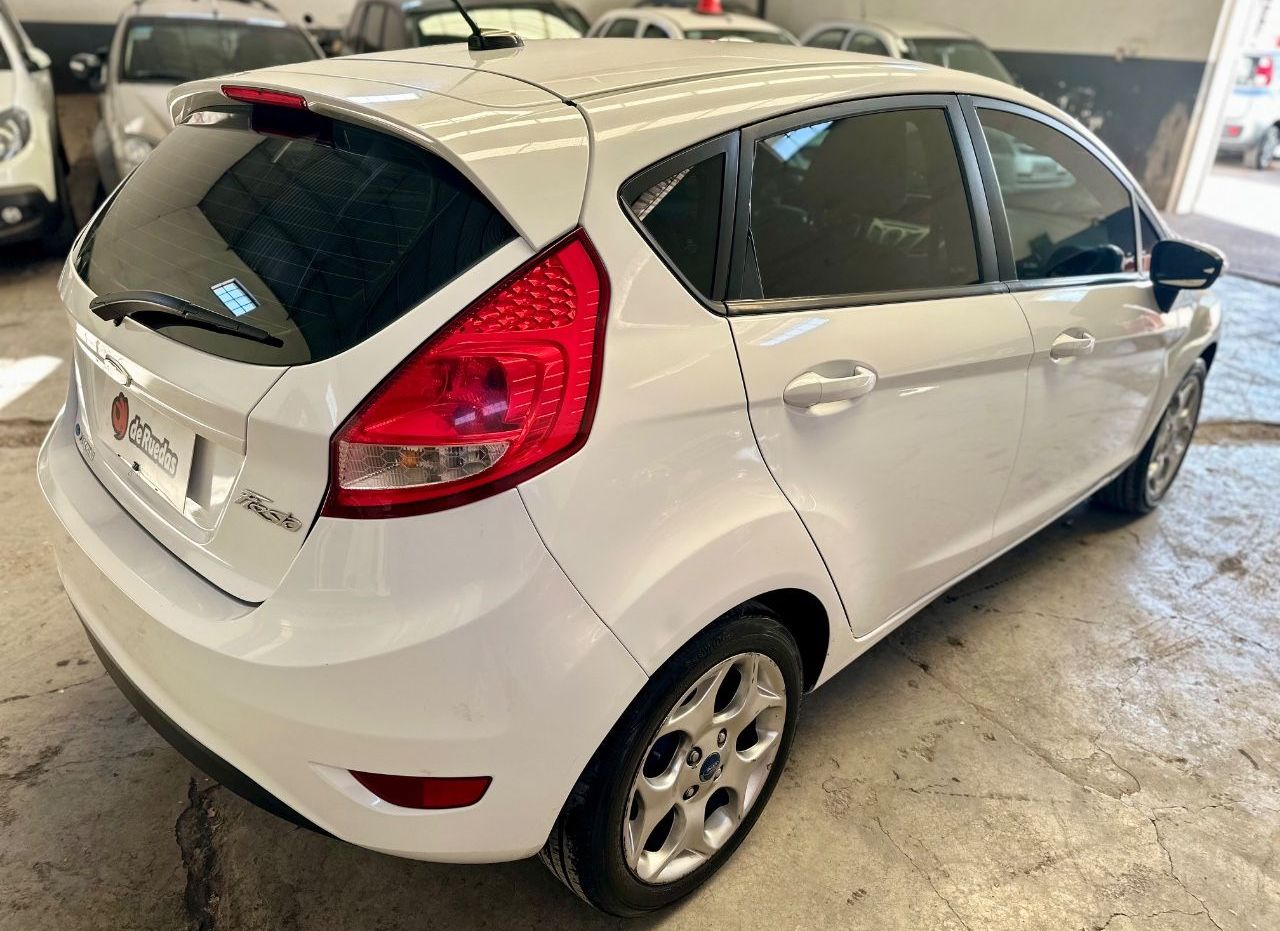 Ford Fiesta KD Usado Financiado en Mendoza, deRuedas