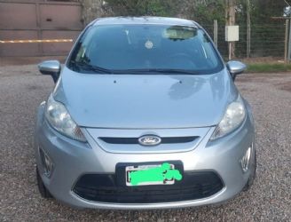 Ford Fiesta KD Usado en Mendoza