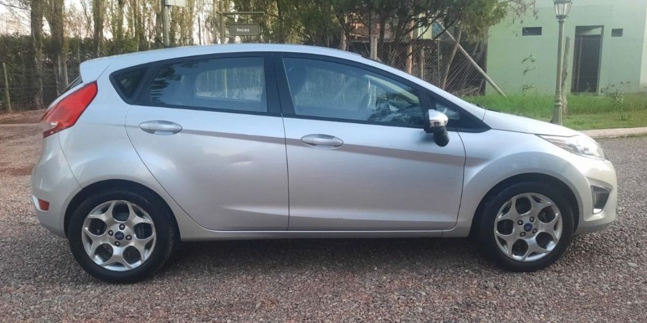 Ford Fiesta KD Usado en Mendoza, deRuedas