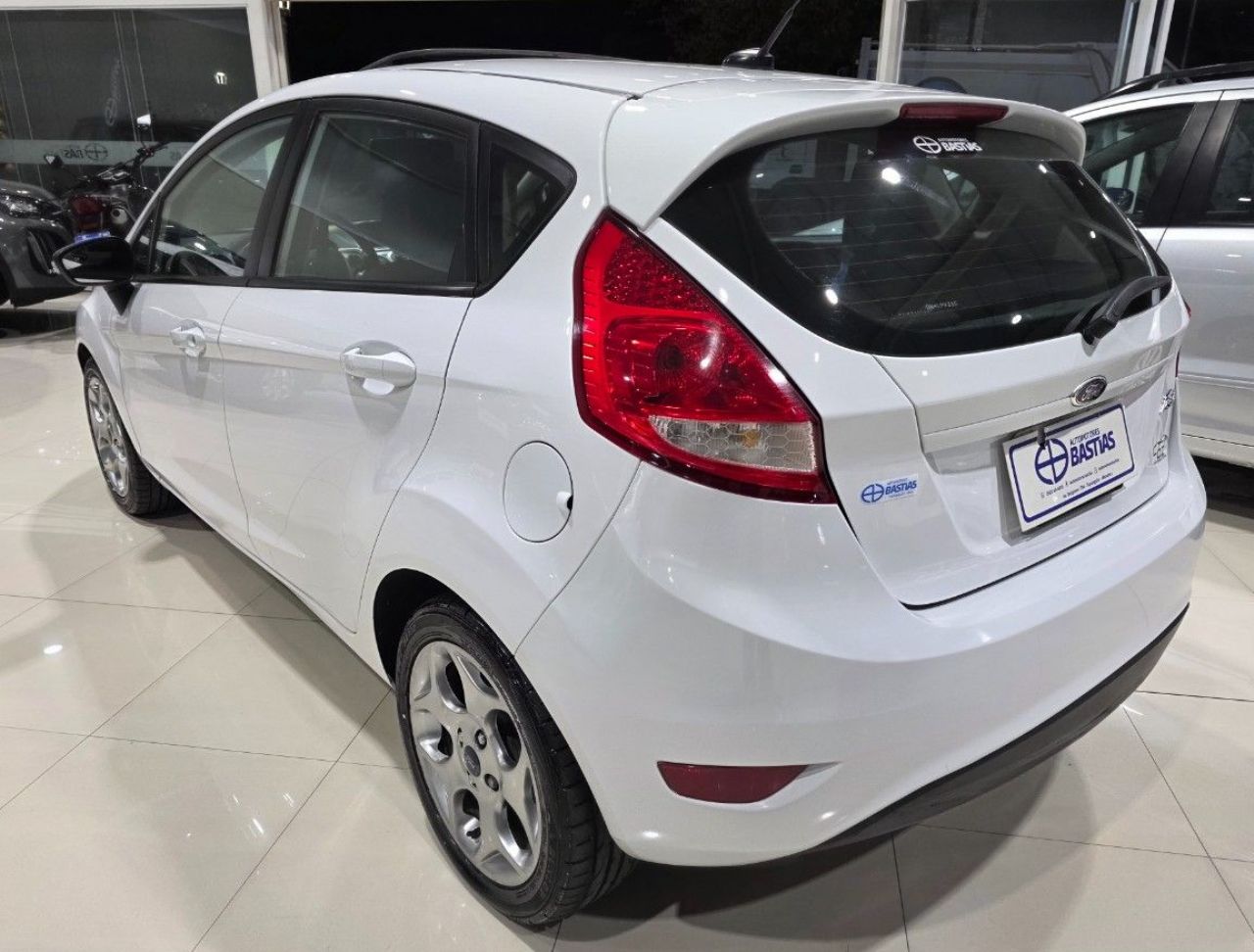 Ford Fiesta KD Usado Financiado en Mendoza, deRuedas