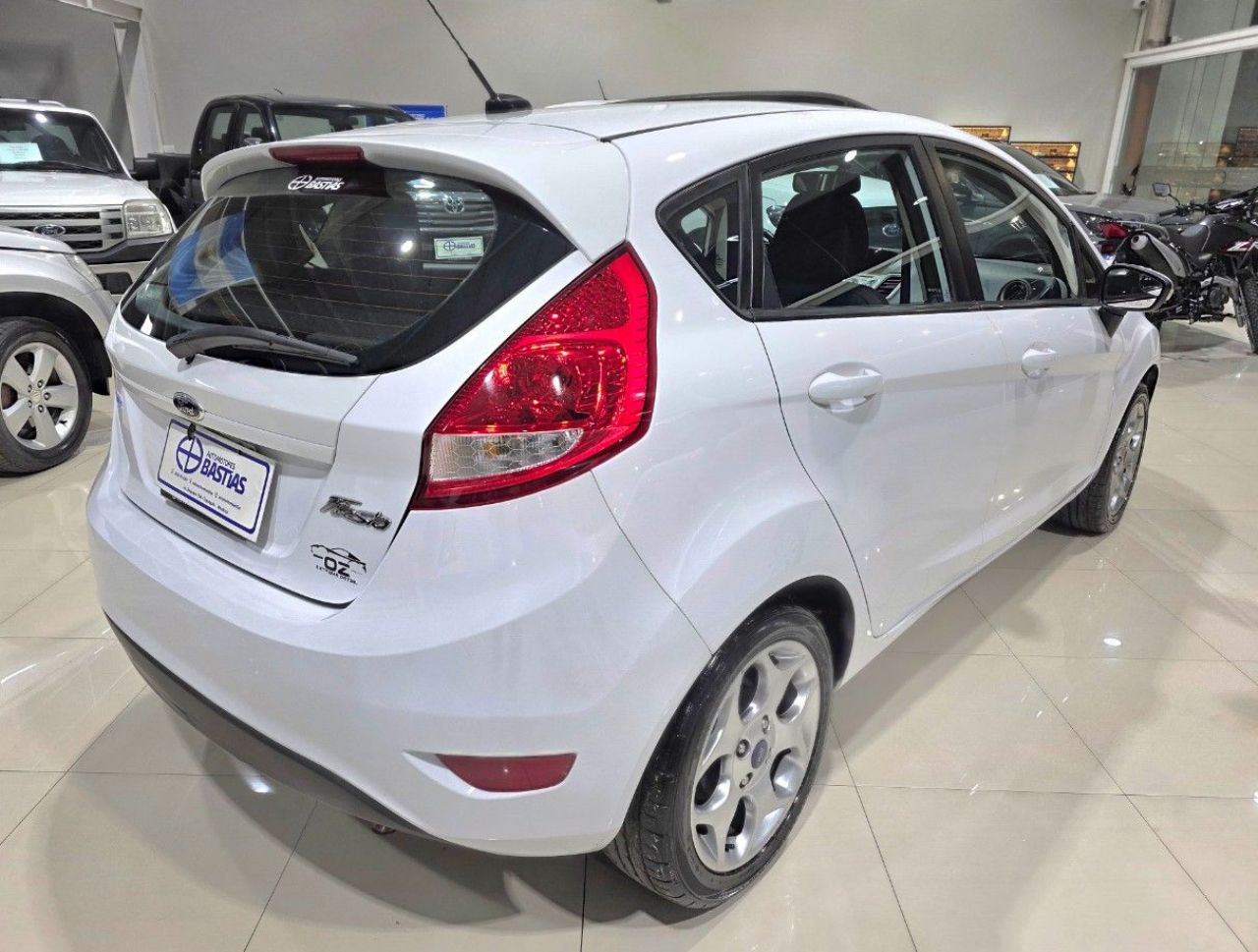 Ford Fiesta KD Usado Financiado en Mendoza, deRuedas