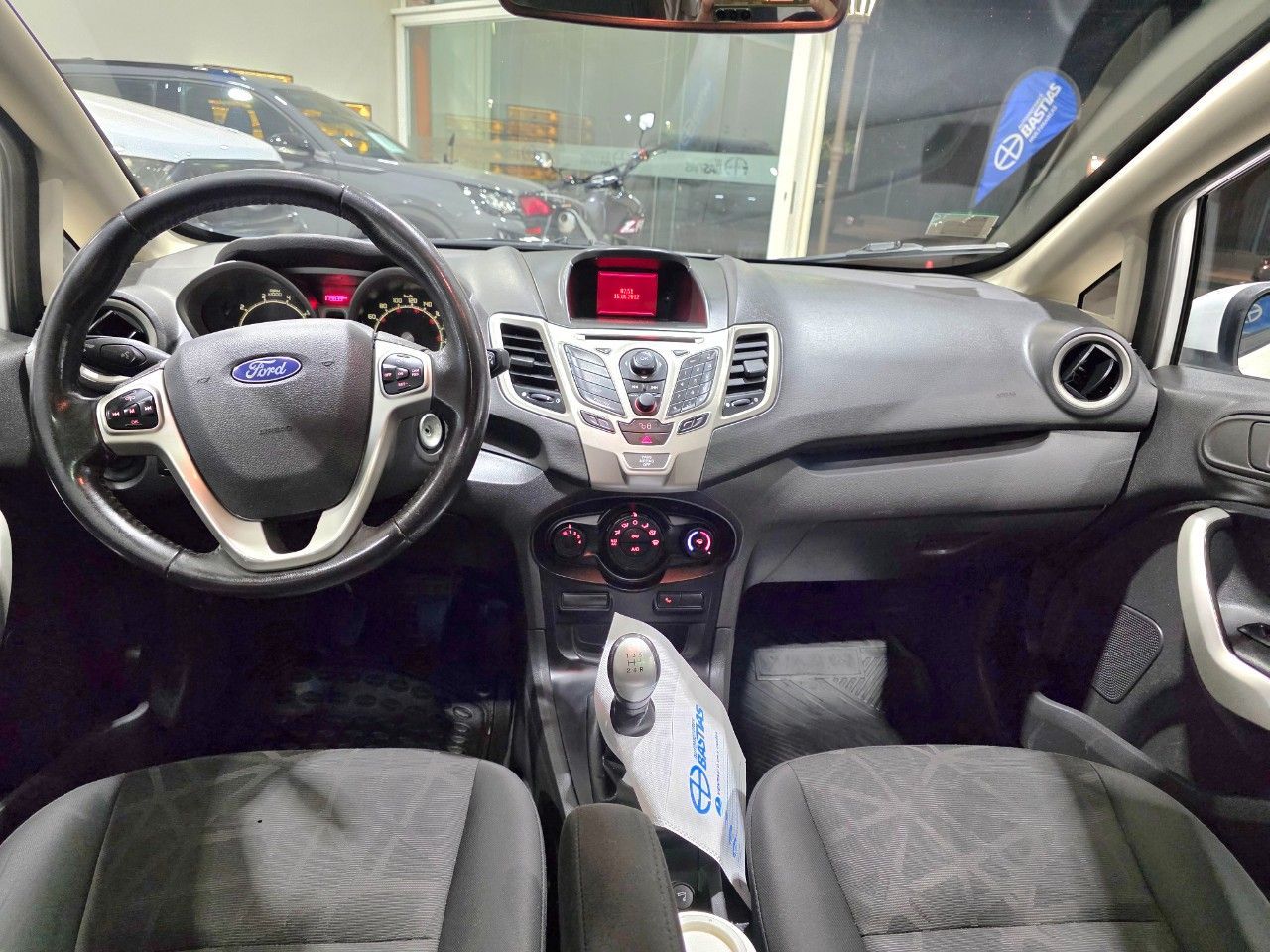Ford Fiesta KD Usado Financiado en Mendoza, deRuedas