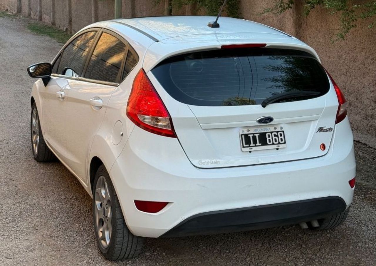 Ford Fiesta KD Usado en Mendoza, deRuedas