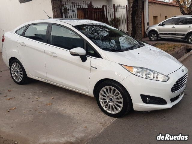 Ford Fiesta KD Usado en Mendoza, deRuedas