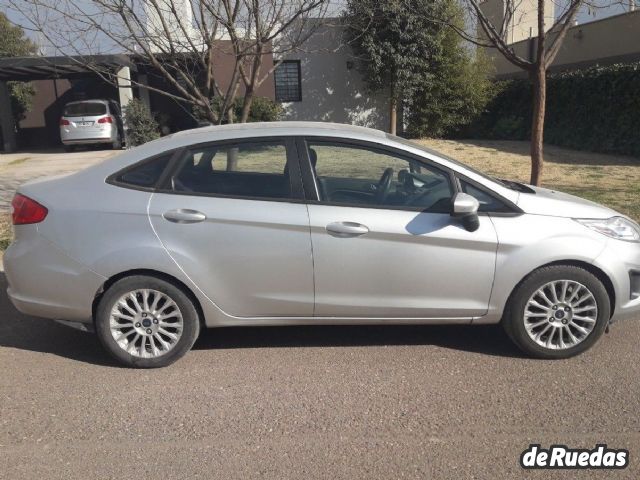 Ford Fiesta KD Usado en Mendoza, deRuedas