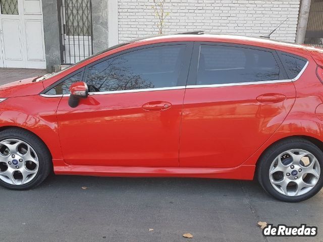 Ford Fiesta KD Usado en Mendoza, deRuedas