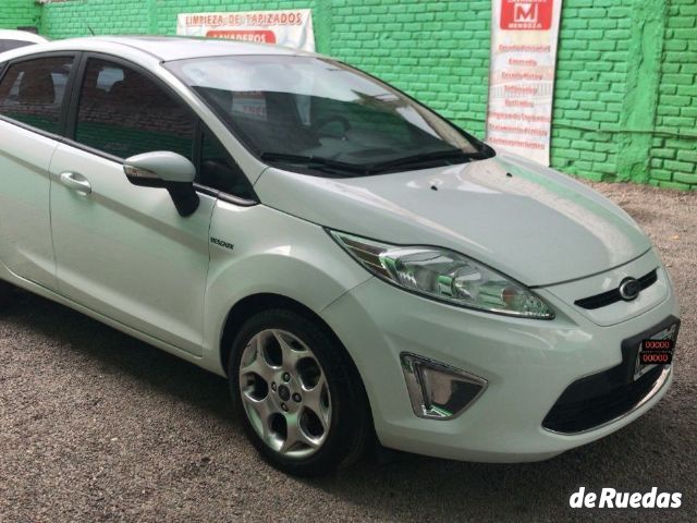 Ford Fiesta KD Usado en Mendoza, deRuedas