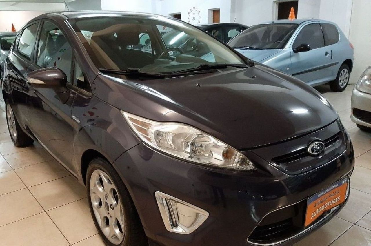 Ford Fiesta KD Usado en Mendoza, deRuedas