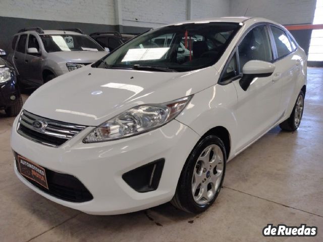 Ford Fiesta KD Usado en Mendoza, deRuedas