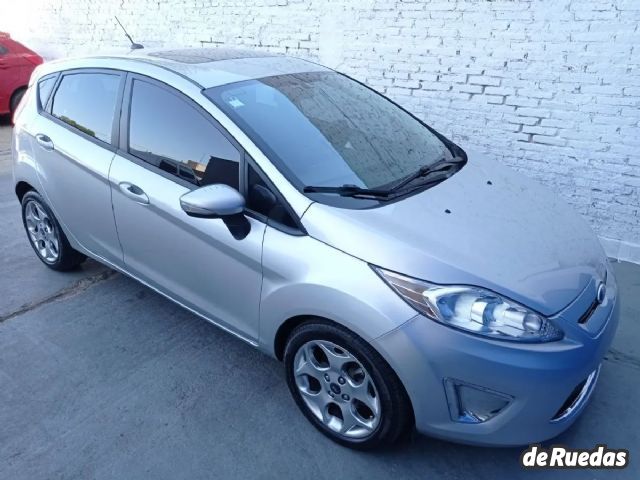 Ford Fiesta KD Usado en Córdoba, deRuedas