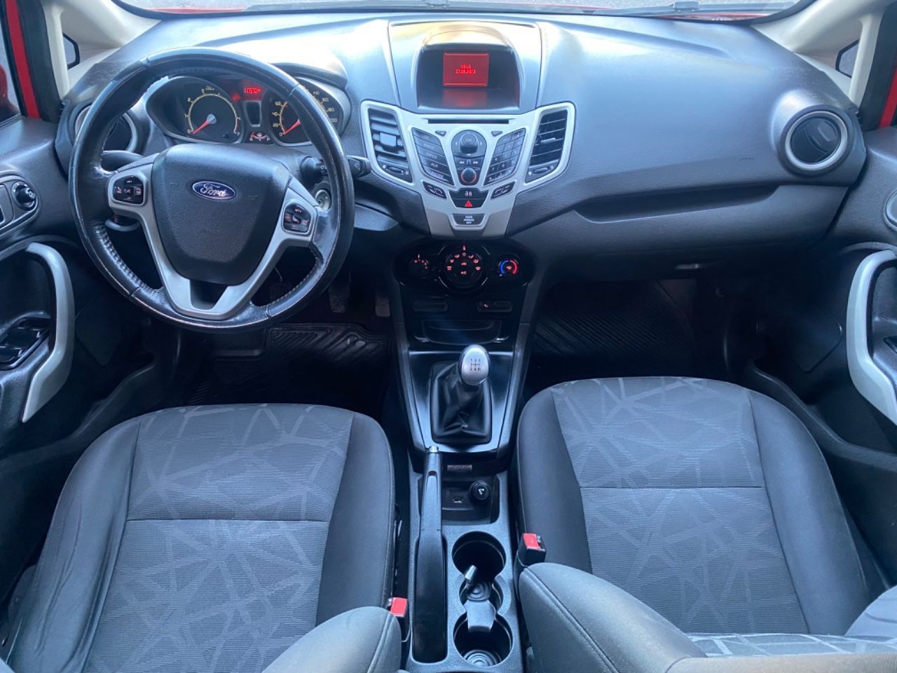 Ford Fiesta KD Usado en Mendoza, deRuedas