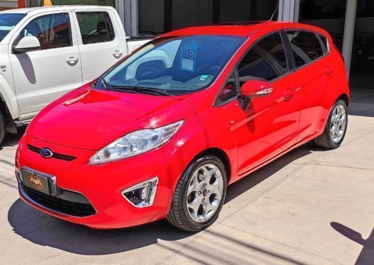 Ford Fiesta KD Usado en Mendoza, deRuedas