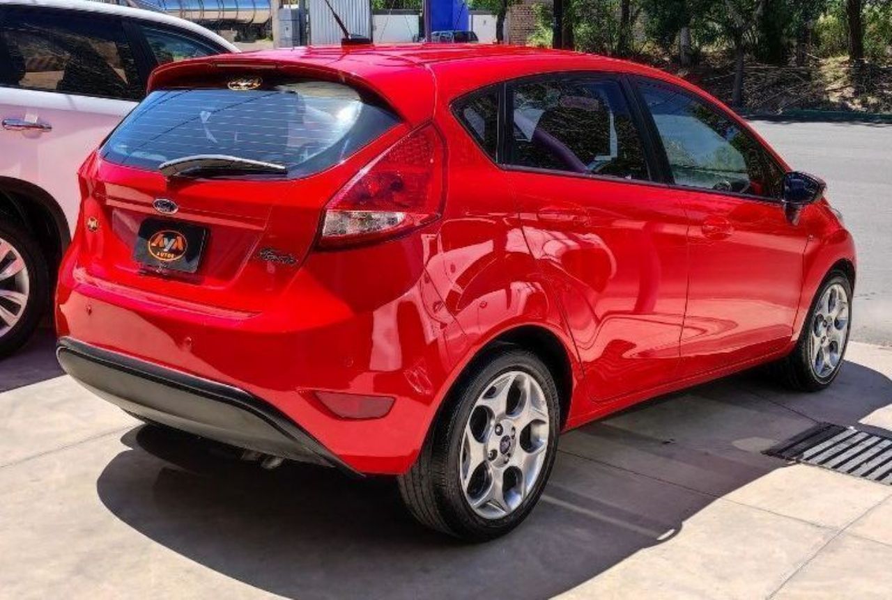 Ford Fiesta KD Usado en Mendoza, deRuedas