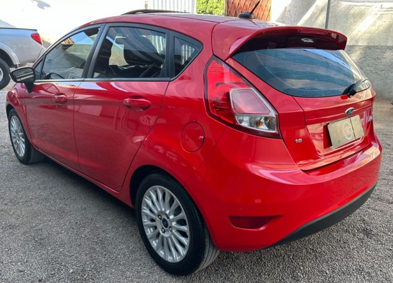 Ford Fiesta KD Usado en Mendoza, deRuedas