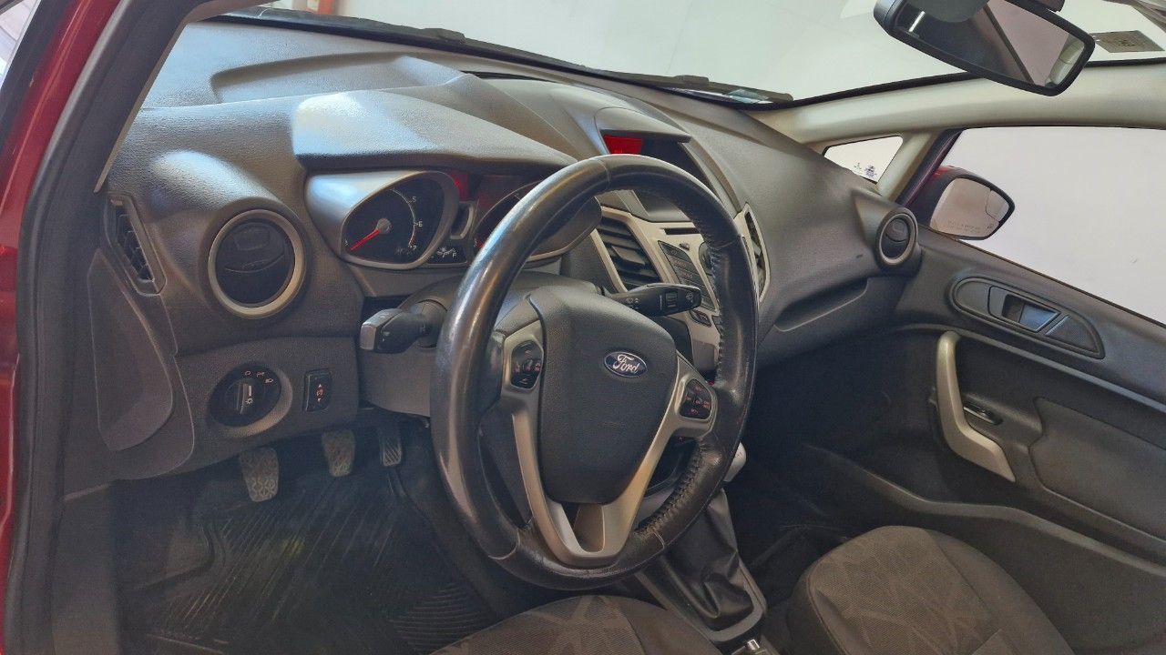 Ford Fiesta KD Usado Financiado en Mendoza, deRuedas