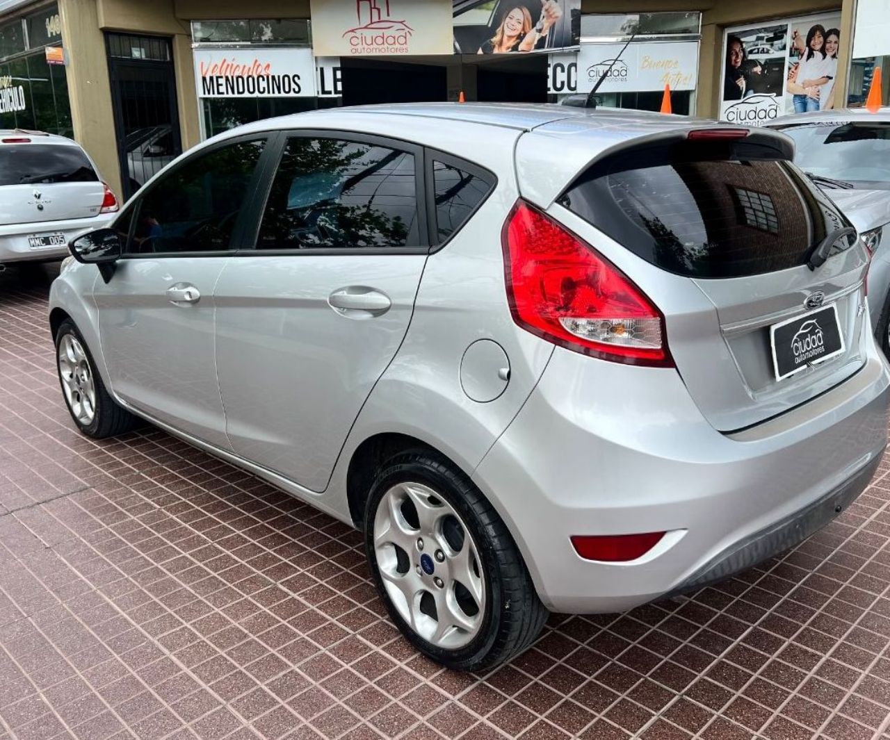 Ford Fiesta KD Usado Financiado en Mendoza, deRuedas