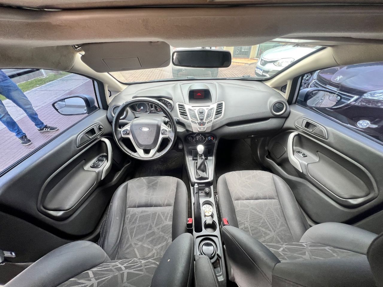 Ford Fiesta KD Usado Financiado en Mendoza, deRuedas