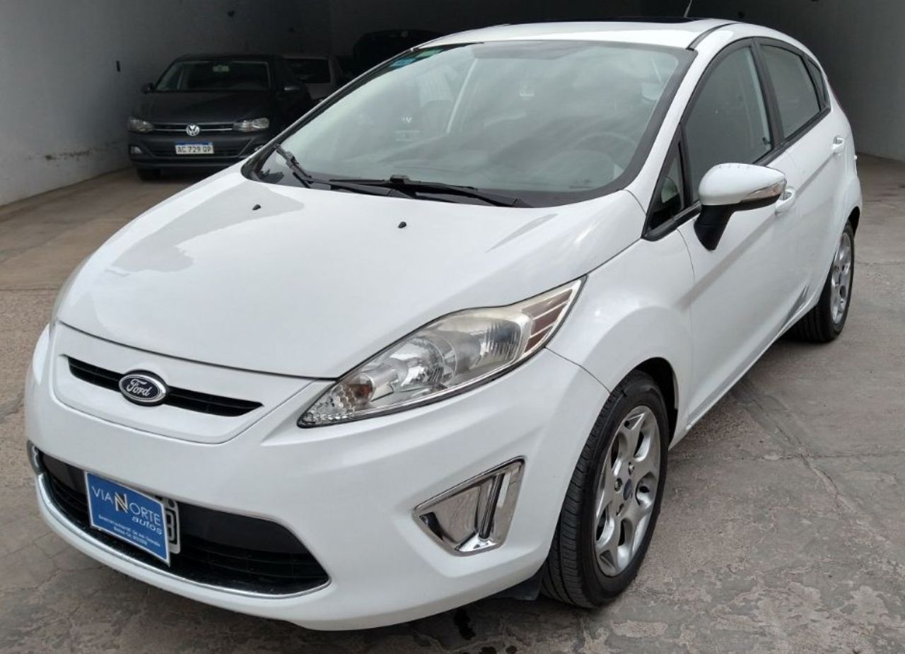 Ford Fiesta KD Usado Financiado en Mendoza, deRuedas