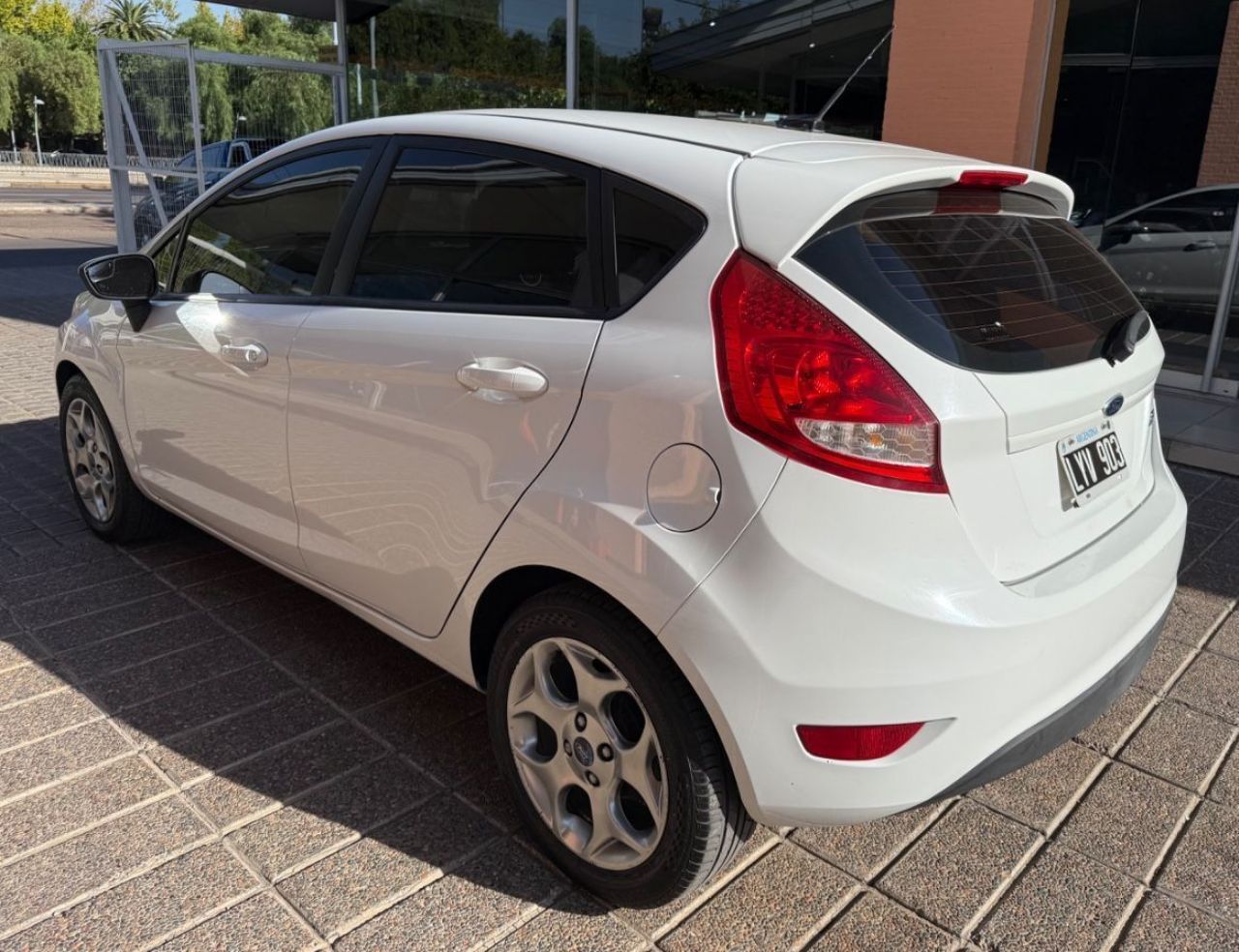 Ford Fiesta KD Usado Financiado en Mendoza, deRuedas