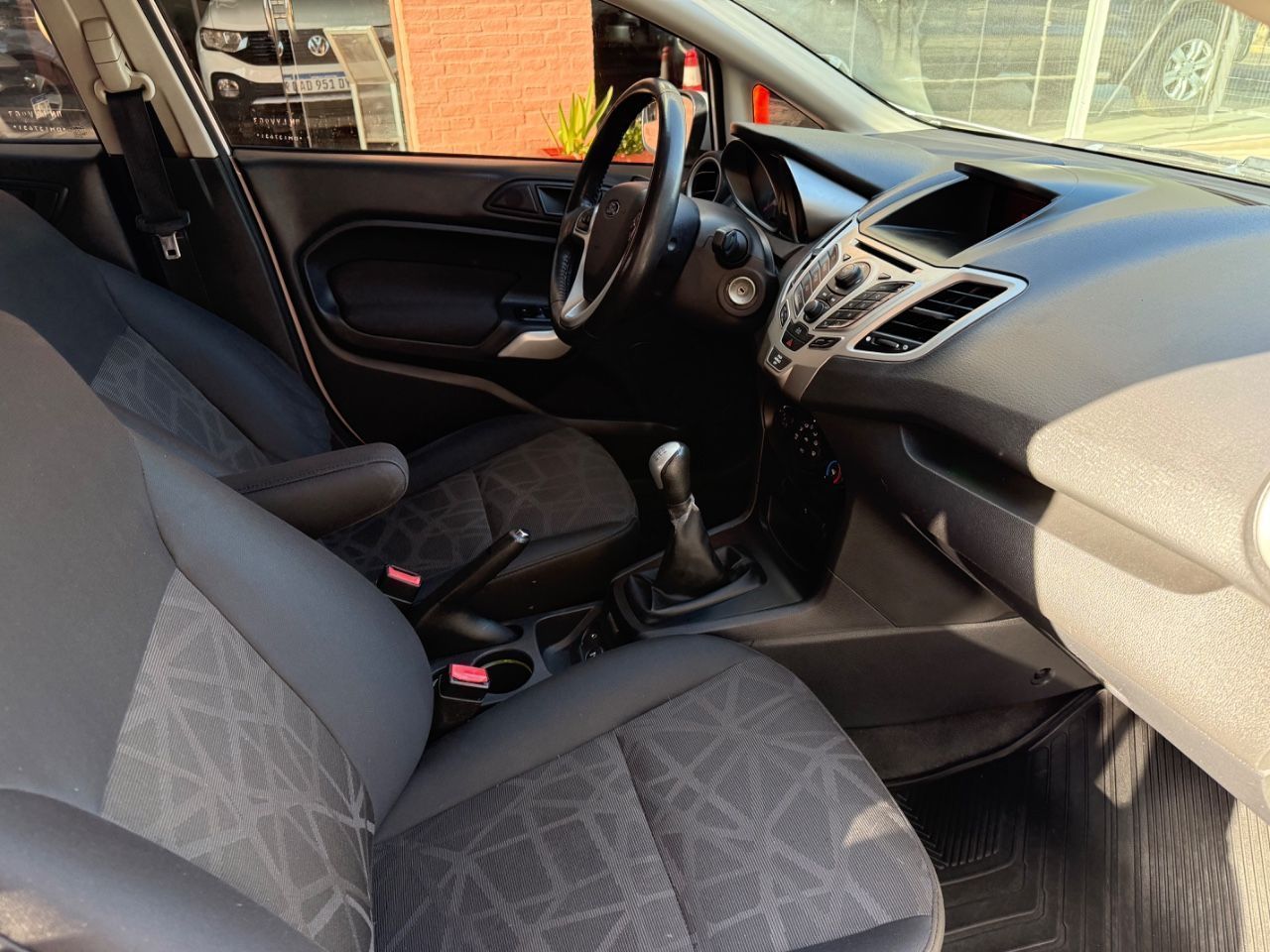 Ford Fiesta KD Usado Financiado en Mendoza, deRuedas