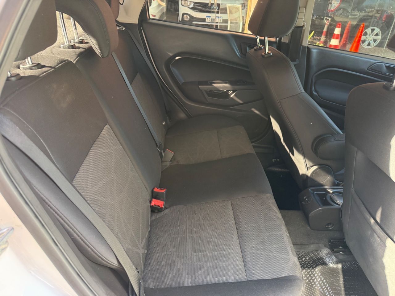 Ford Fiesta KD Usado Financiado en Mendoza, deRuedas