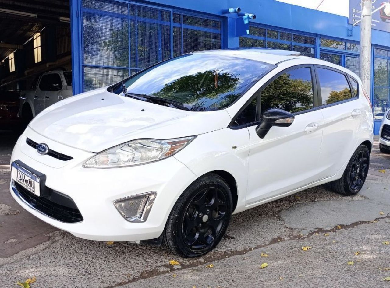 Ford Fiesta KD Usado Financiado en Mendoza, deRuedas