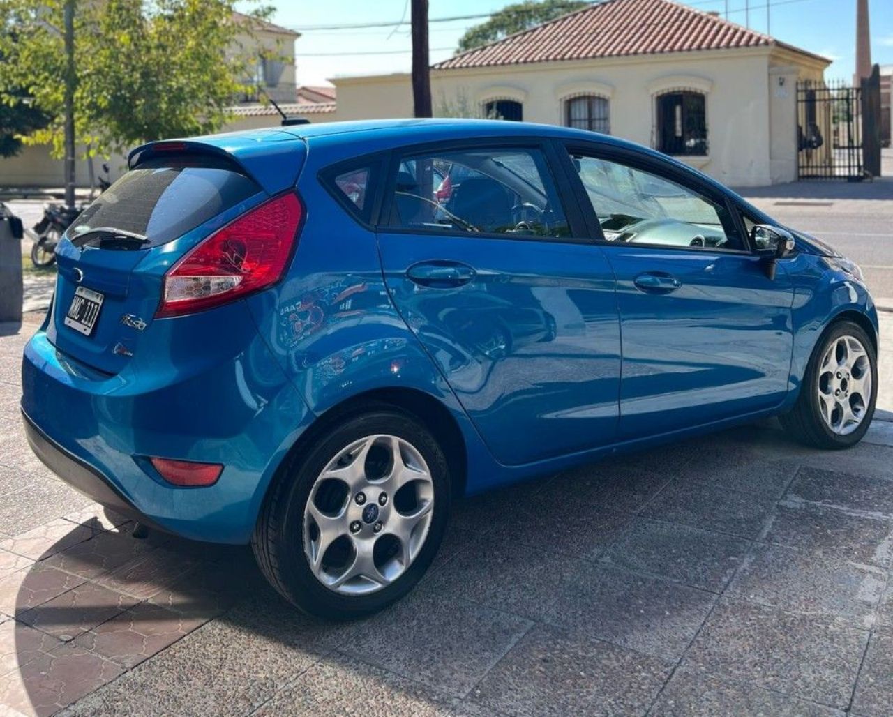 Ford Fiesta KD Usado en Mendoza, deRuedas