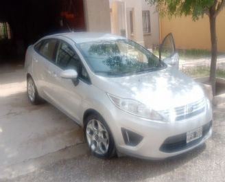 Ford Fiesta KD Usado en Mendoza