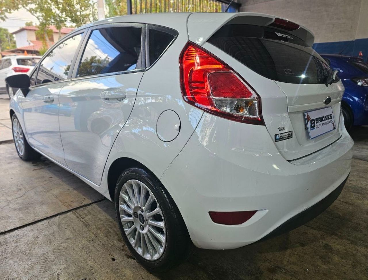 Ford Fiesta KD Usado en Mendoza, deRuedas