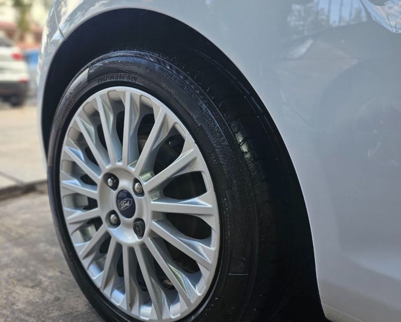 Ford Fiesta KD Usado en Mendoza, deRuedas