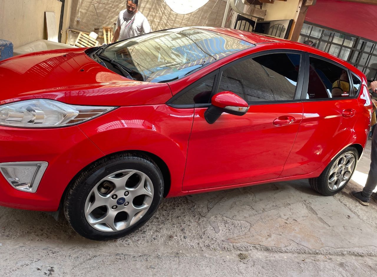 Ford Fiesta KD Usado en Mendoza, deRuedas