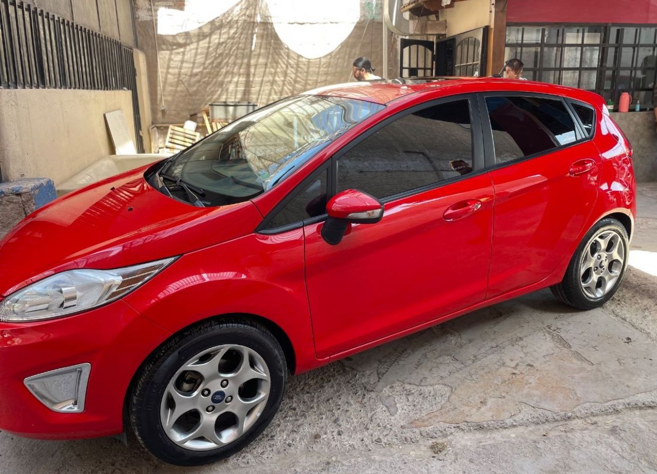 Ford Fiesta KD Usado en Mendoza, deRuedas