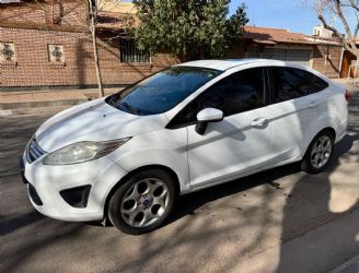 Ford Fiesta KD Usado en Mendoza