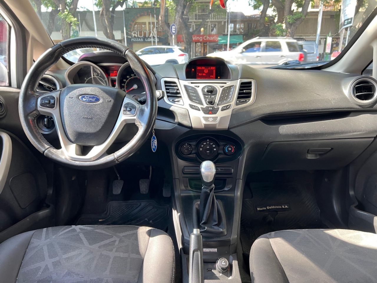 Ford Fiesta KD Usado Financiado en Mendoza, deRuedas