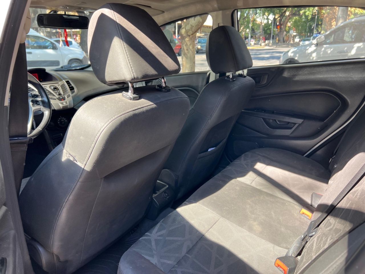 Ford Fiesta KD Usado Financiado en Mendoza, deRuedas