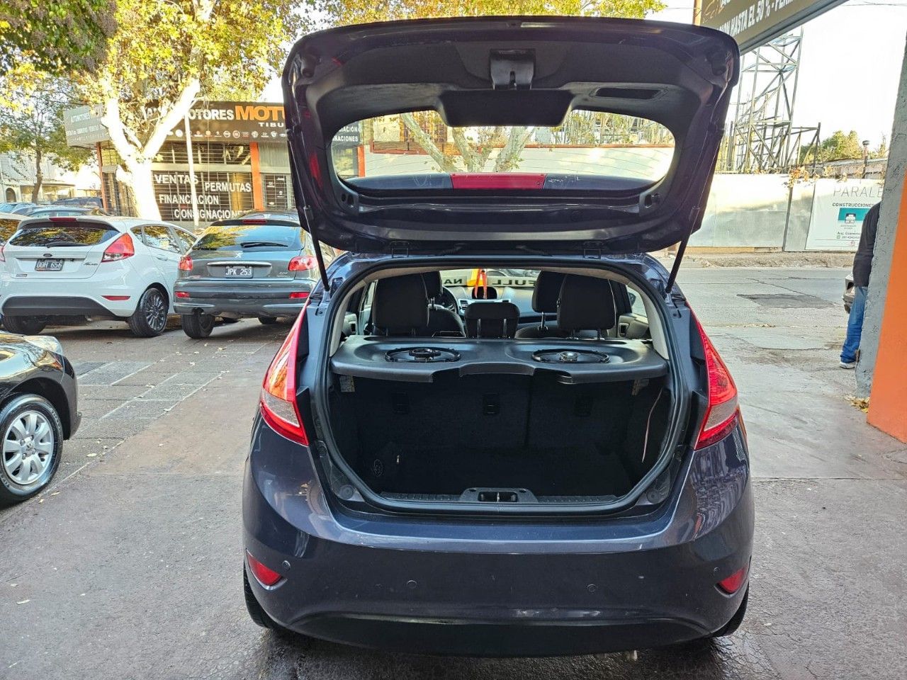 Ford Fiesta KD Usado en Mendoza, deRuedas