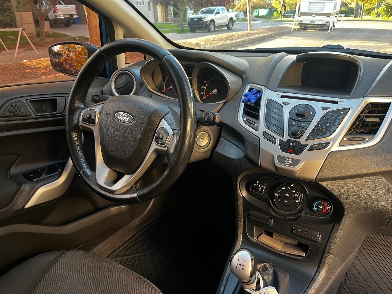 Ford Fiesta KD Usado en Mendoza, deRuedas