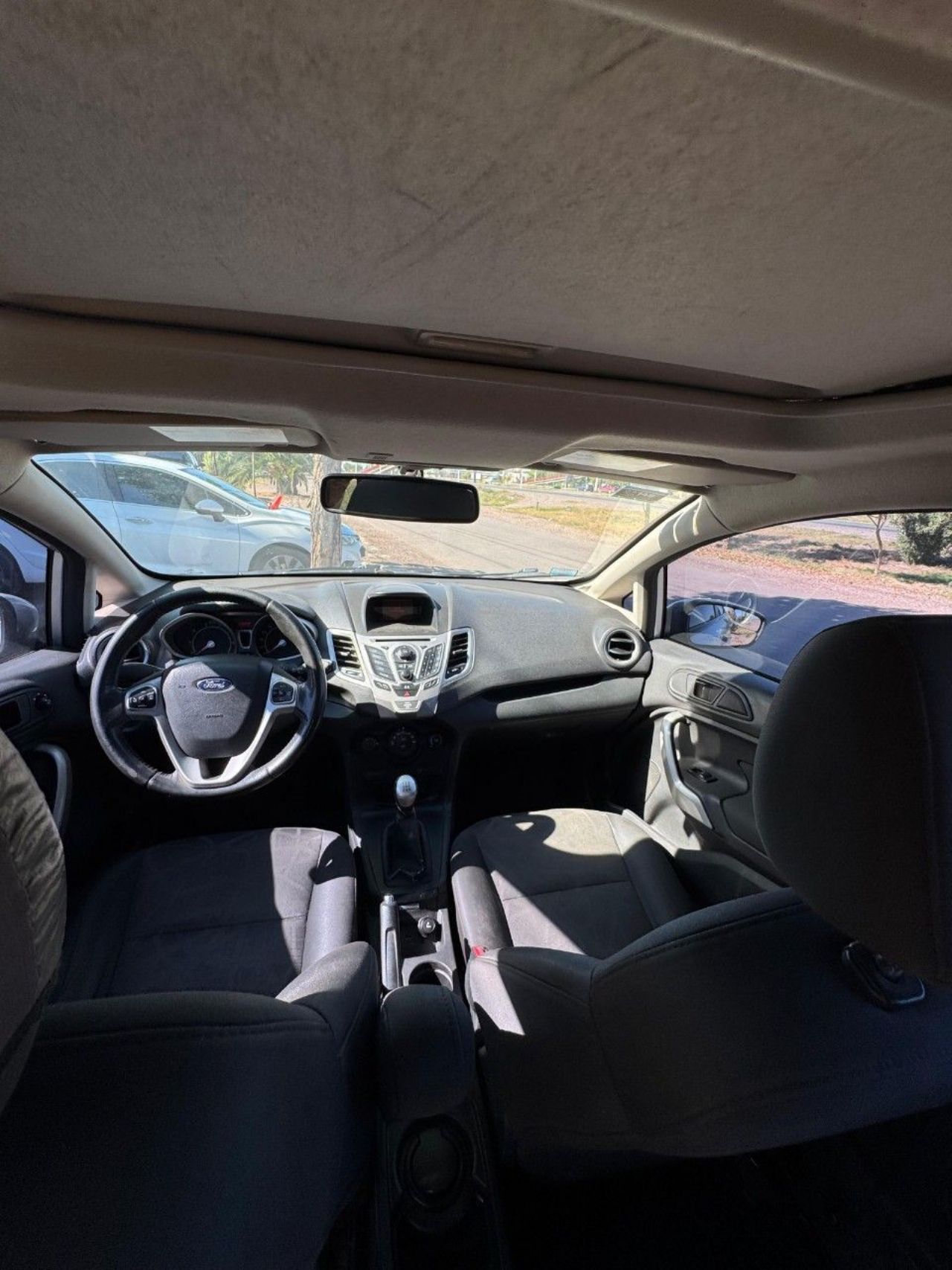 Ford Fiesta KD Usado en Mendoza, deRuedas
