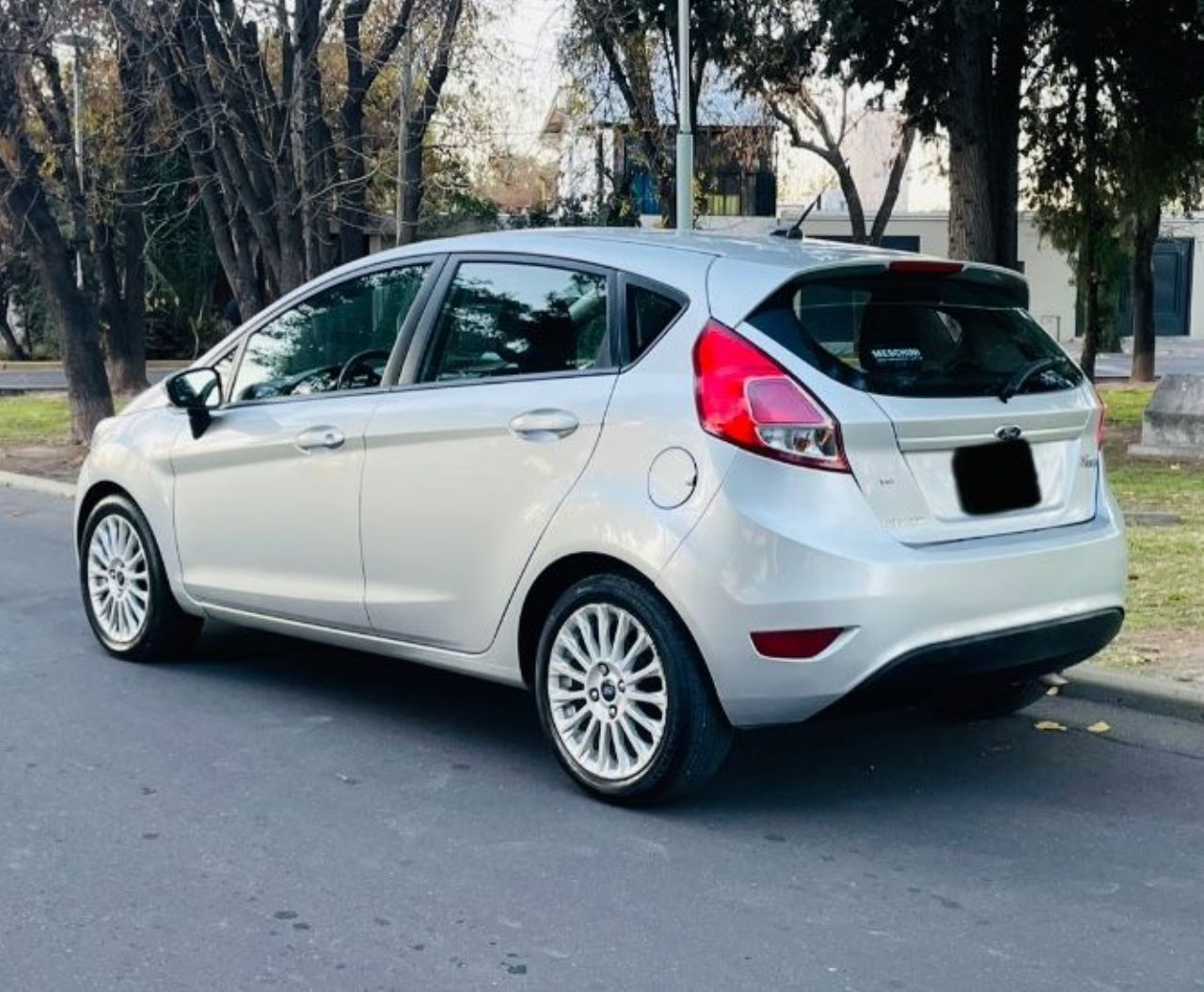 Ford Fiesta KD Usado Financiado en Mendoza, deRuedas