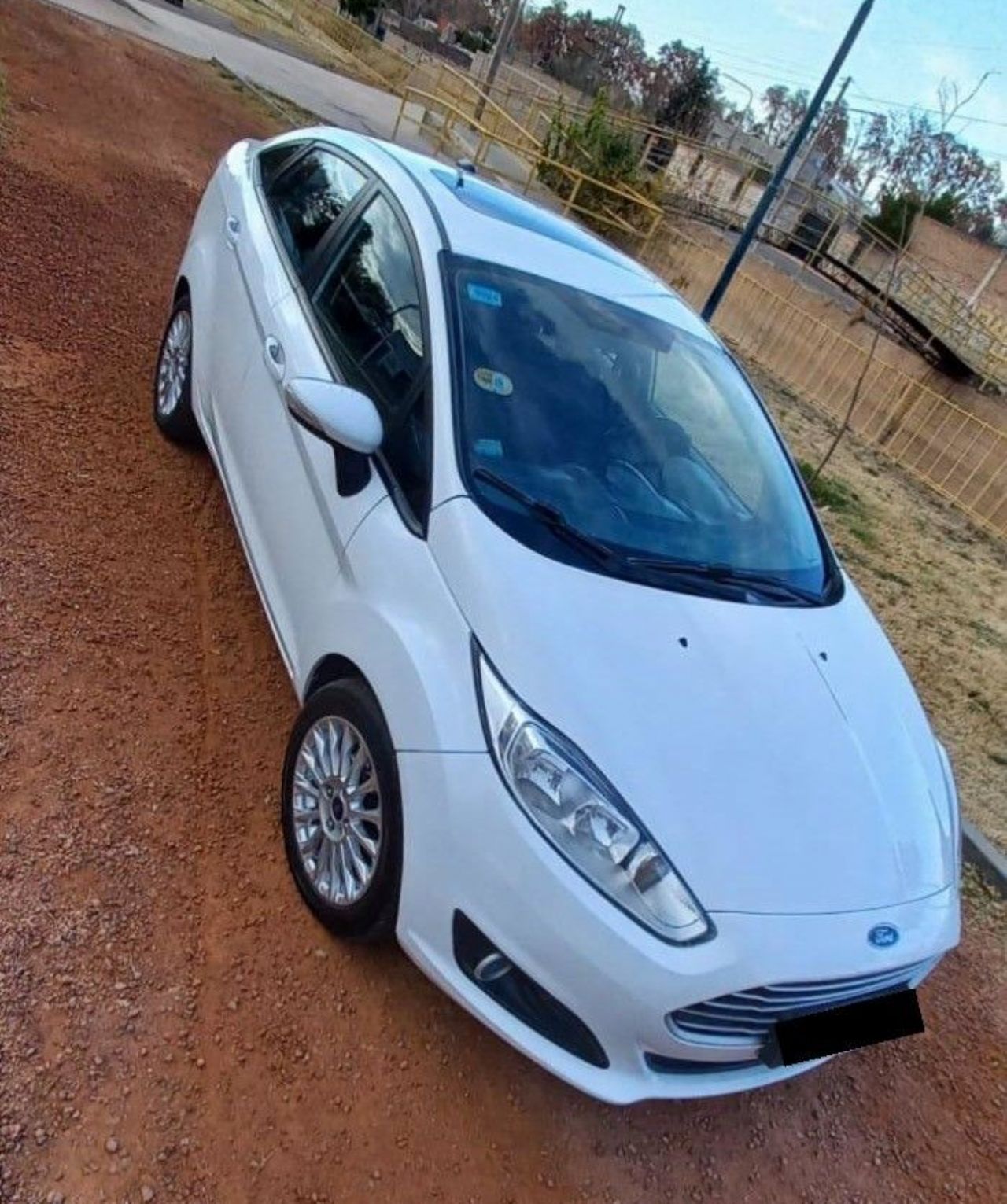 Ford Fiesta KD Usado en Mendoza, deRuedas