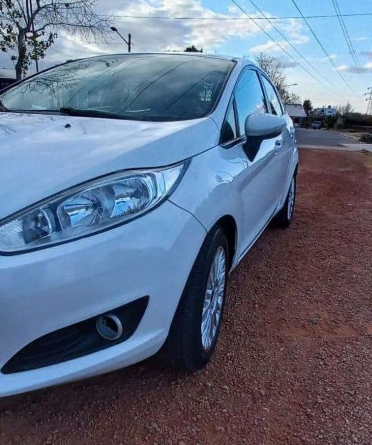 Ford Fiesta KD Usado en Mendoza, deRuedas