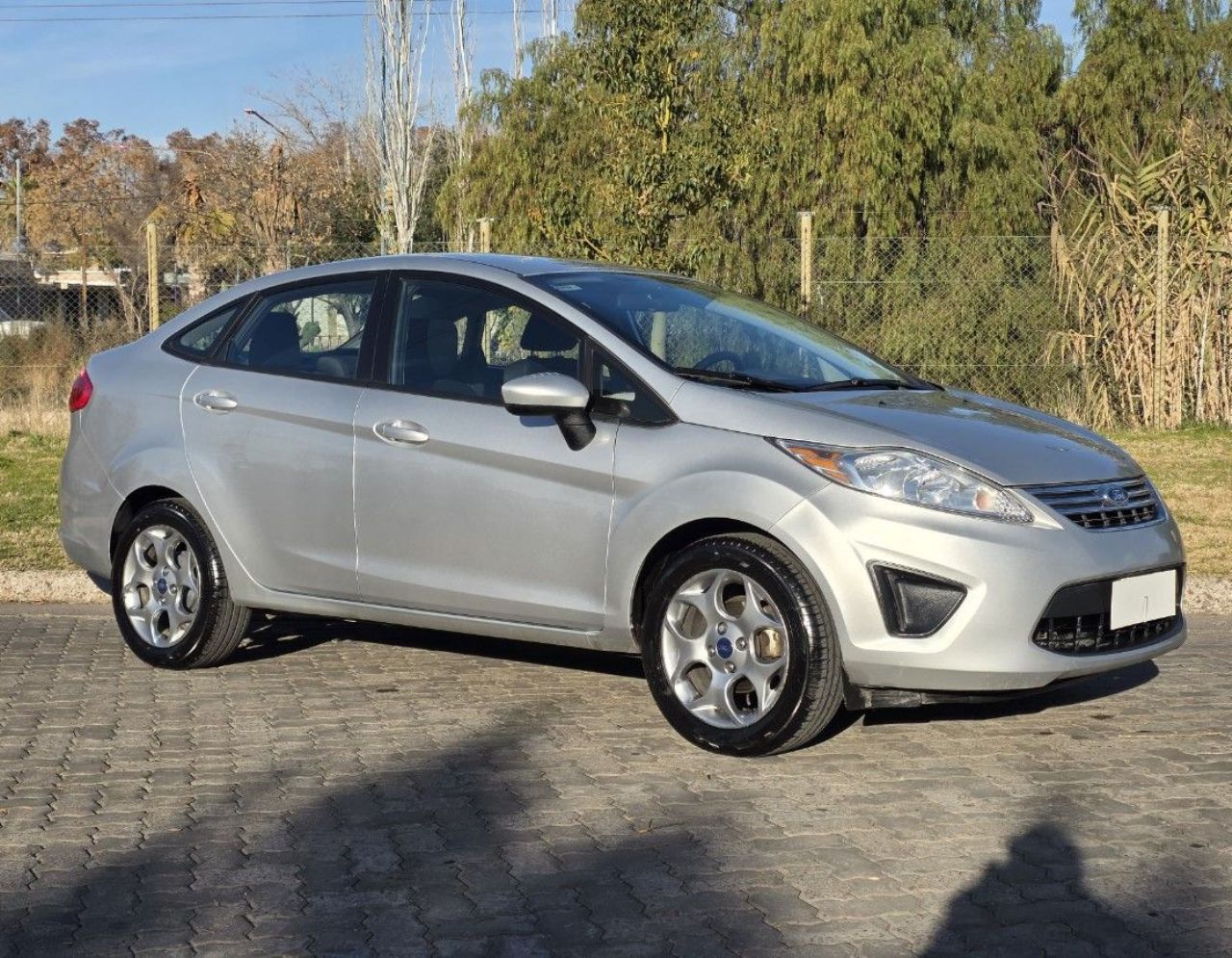 Ford Fiesta KD Usado en Mendoza, deRuedas