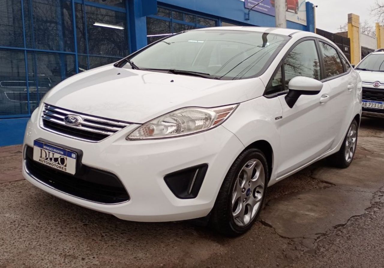 Ford Fiesta KD Usado Financiado en Mendoza, deRuedas
