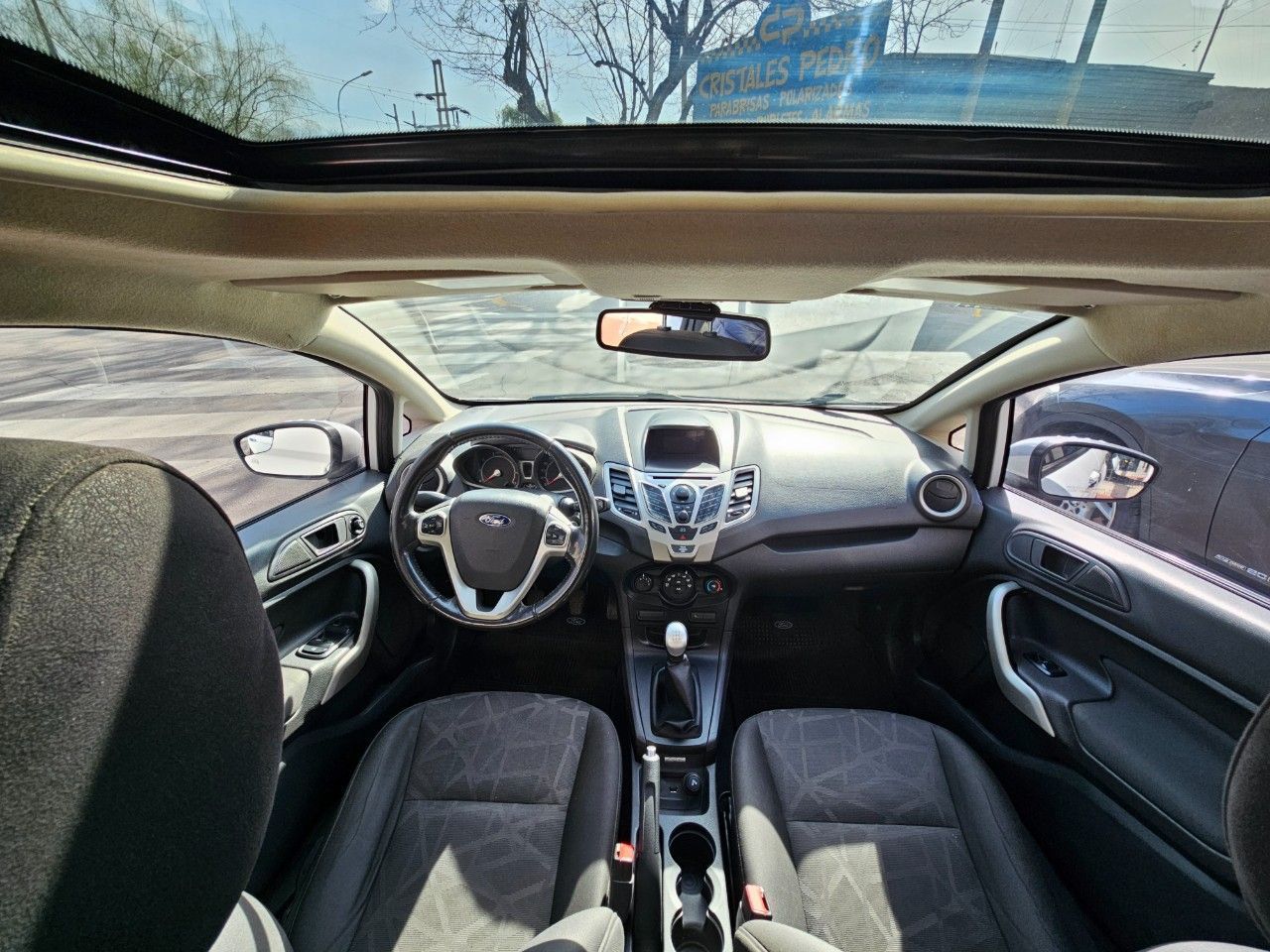Ford Fiesta KD Usado Financiado en Mendoza, deRuedas